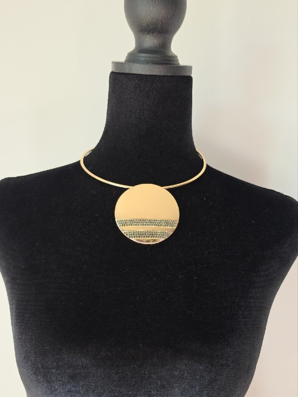 Gold Statement Disc Choker Necklace - Women Jewelry